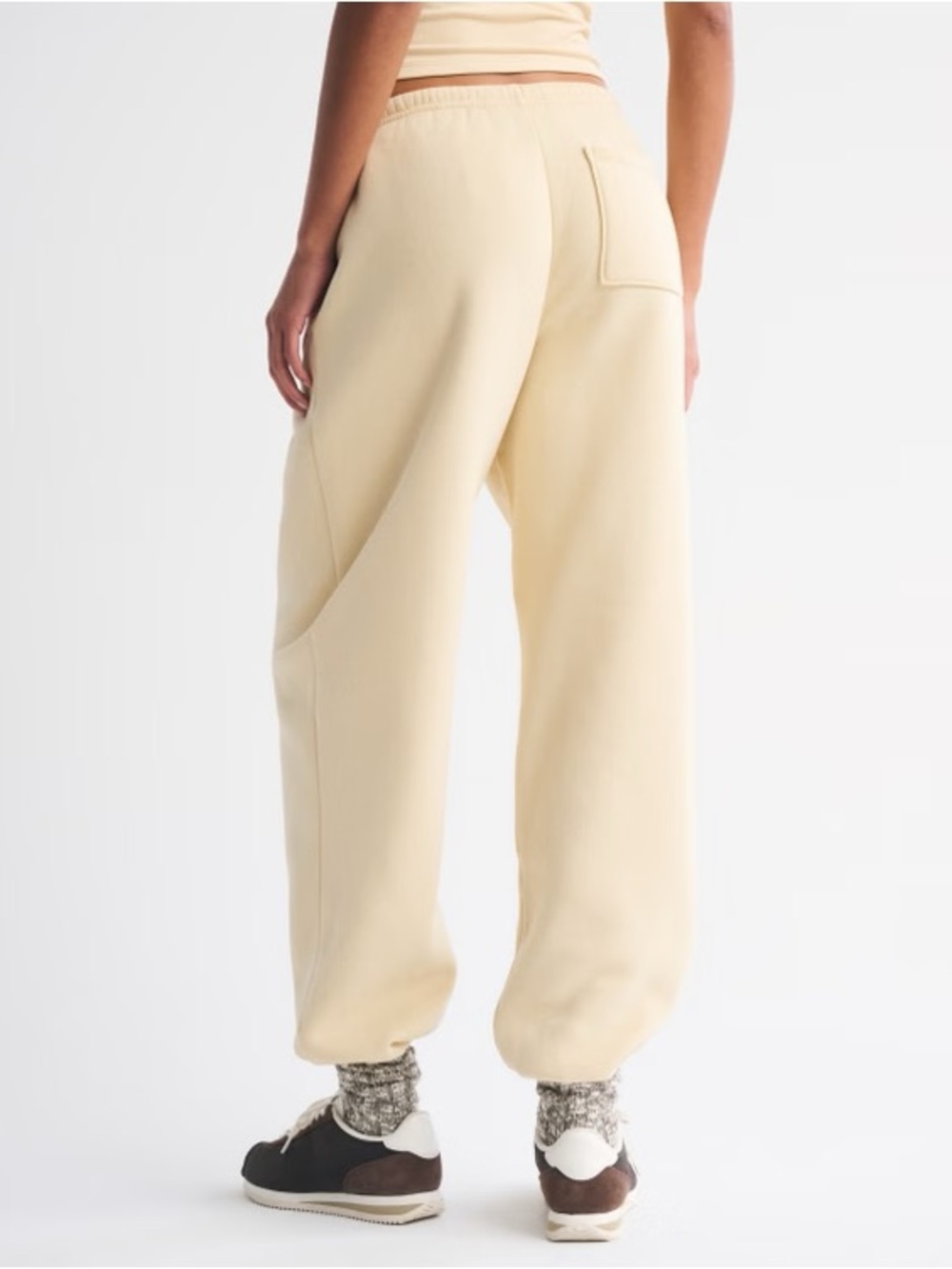 high rise sunday baggy sweatpant - Picture 5 of 11